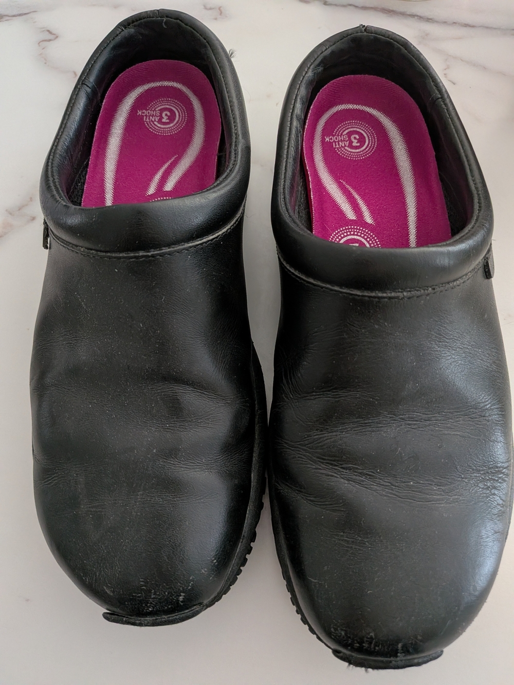 Merrell Black SureGrip Slip-Resistant Work Clogs